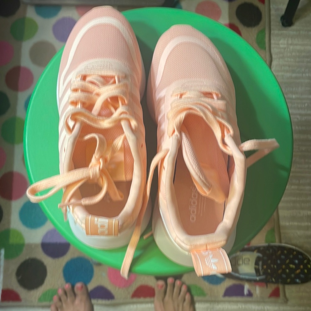 Girls Oink Adidas